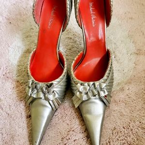 Michael Antonio pointy heels silver